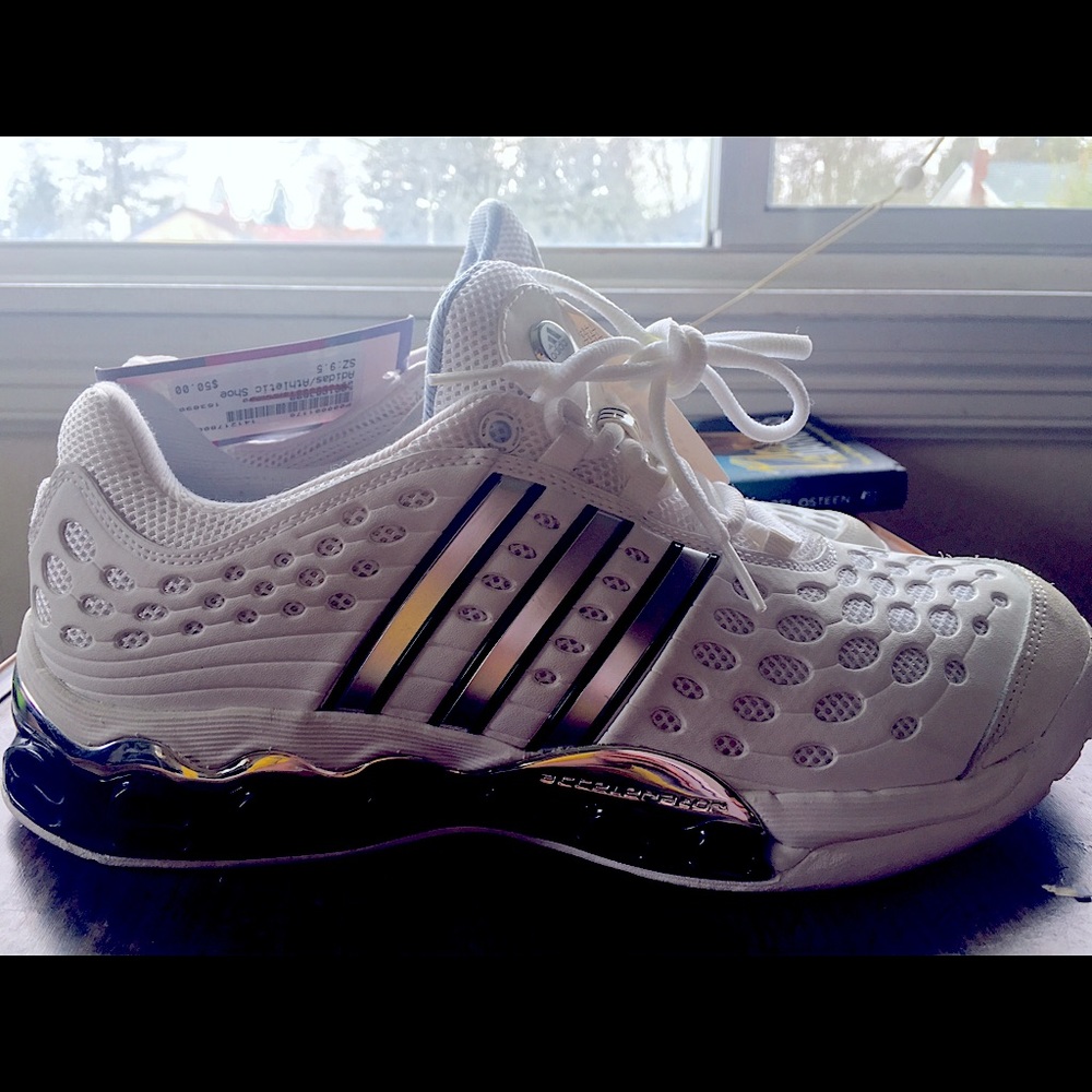 Sneakers - Picture 3 of 3